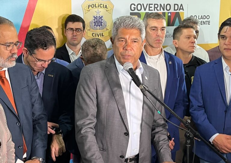 Após ataque de Flávio Bolsonaro, Jerônimo dispara: ‘Deus nos livre do…