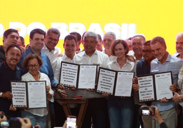Jerônimo autoriza R$ 136 milhões em entrega de equipamentos no norte baiano