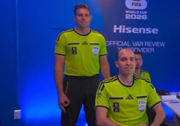 Fifa pede afastamento de árbitro do VAR após gesto neonazista antes de Alemanha x Curaçao