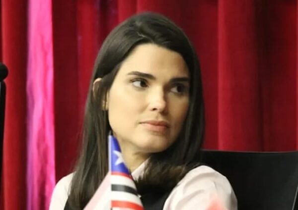 CCJ da ALBA aprova indicação de Camila Vasquez para o TCM-BA