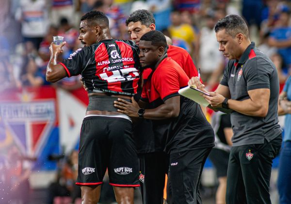 Vitória pode ter cinco reforços após pausa da Copa do Mundo