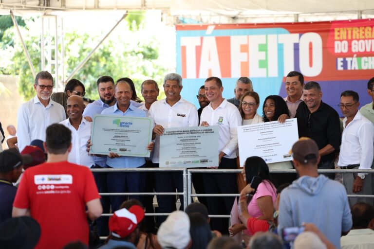 Jerônimo inaugura escola de tempo integral em Barra e anuncia…