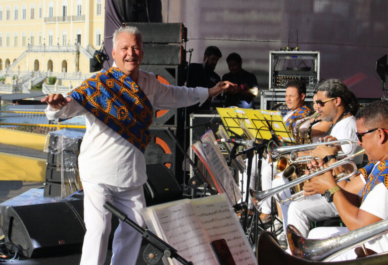 Baile da Independência celebra 203 anos da Bahia