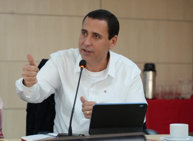 Éden Valadares acusa Flávio Bolsonaro de tentar reverter ‘ato de…