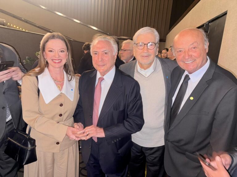 Presidente da ACB, Isabela Suarez acompanha lançamento de…