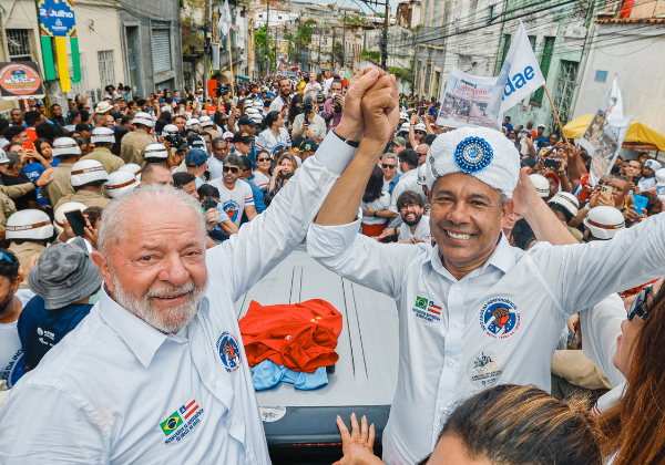 ‘Saúde é saúde’, diz Jerônimo sobre ausência de Lula no cortejo do 2 de Julho