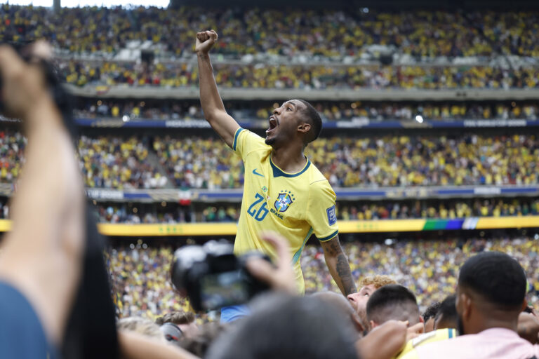Com eliminação da Alemanha, Brasil seguirá como único pentacampeão…