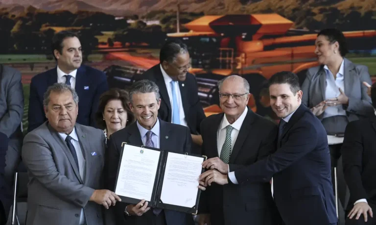 Governo lança Plano Safra 2026/2027 com R$ 525,1 bilhões para o agro