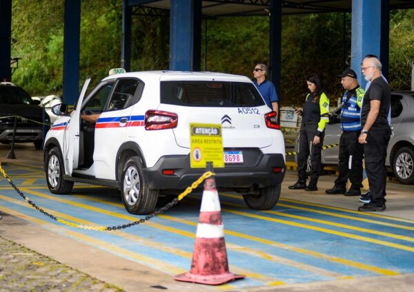 Táxis de Salvador passam por vistoria anual a partir desta segunda; veja como funciona