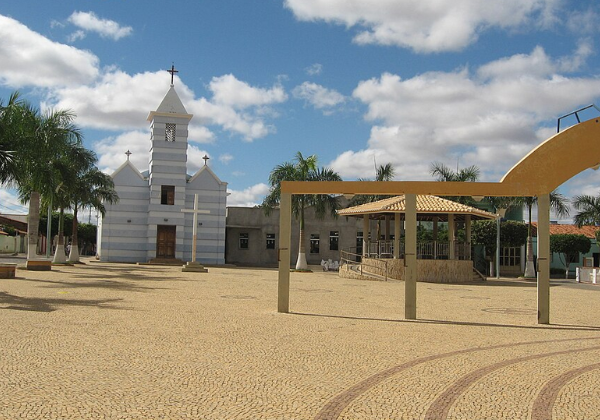 Praça da Igreja, Lagoa Real, 2013 (Foto: André Koehne)