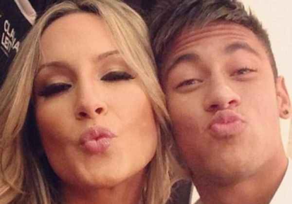 Claudia Leitte homenageia Neymar após eliminação do Brasil da Copa do Mundo: ‘Exemplo’