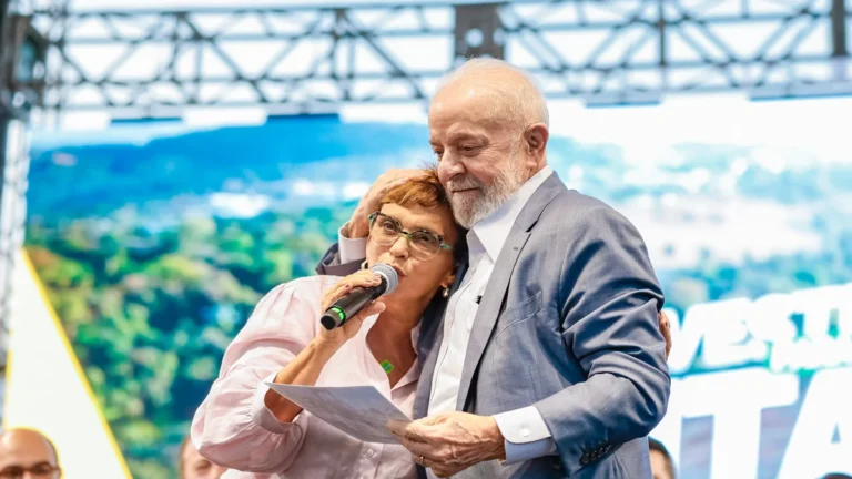 Lula desiste de Marília Campos para disputa ao governo de Minas Gerais