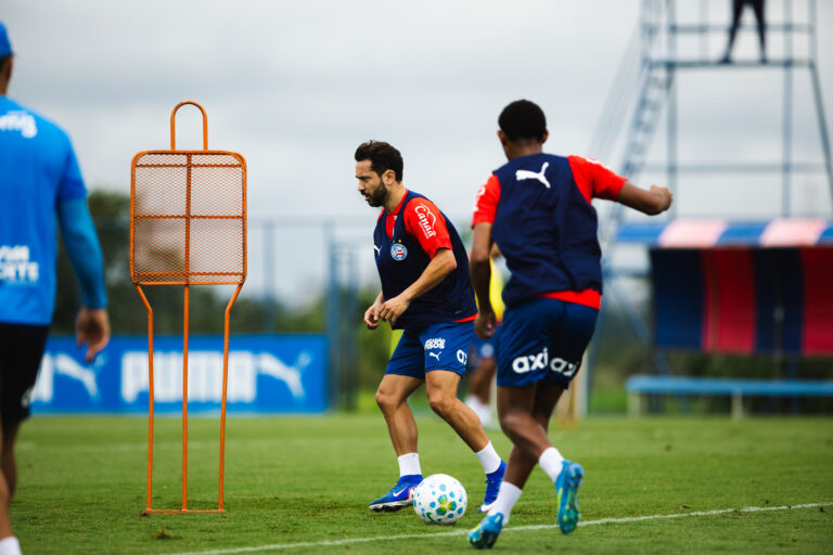 Bahia pode ter o reforço de Everton Ribeiro no amistoso contra o…