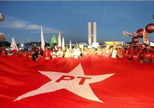 PT prepara ato em Salvador para fortalecer campanha de reeleição de Lula