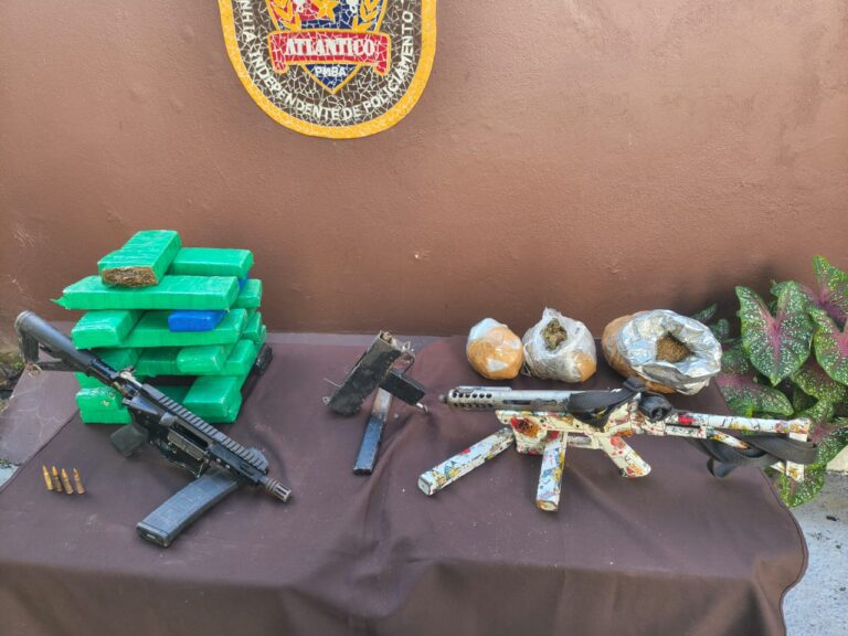 Suspeitos fogem durante ação da PM em Itapuã e deixam fuzil…