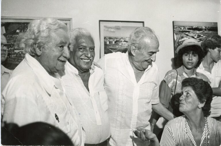 Inspirada em documentário, exposição ‘3 Obás de Xangô’ chega a…