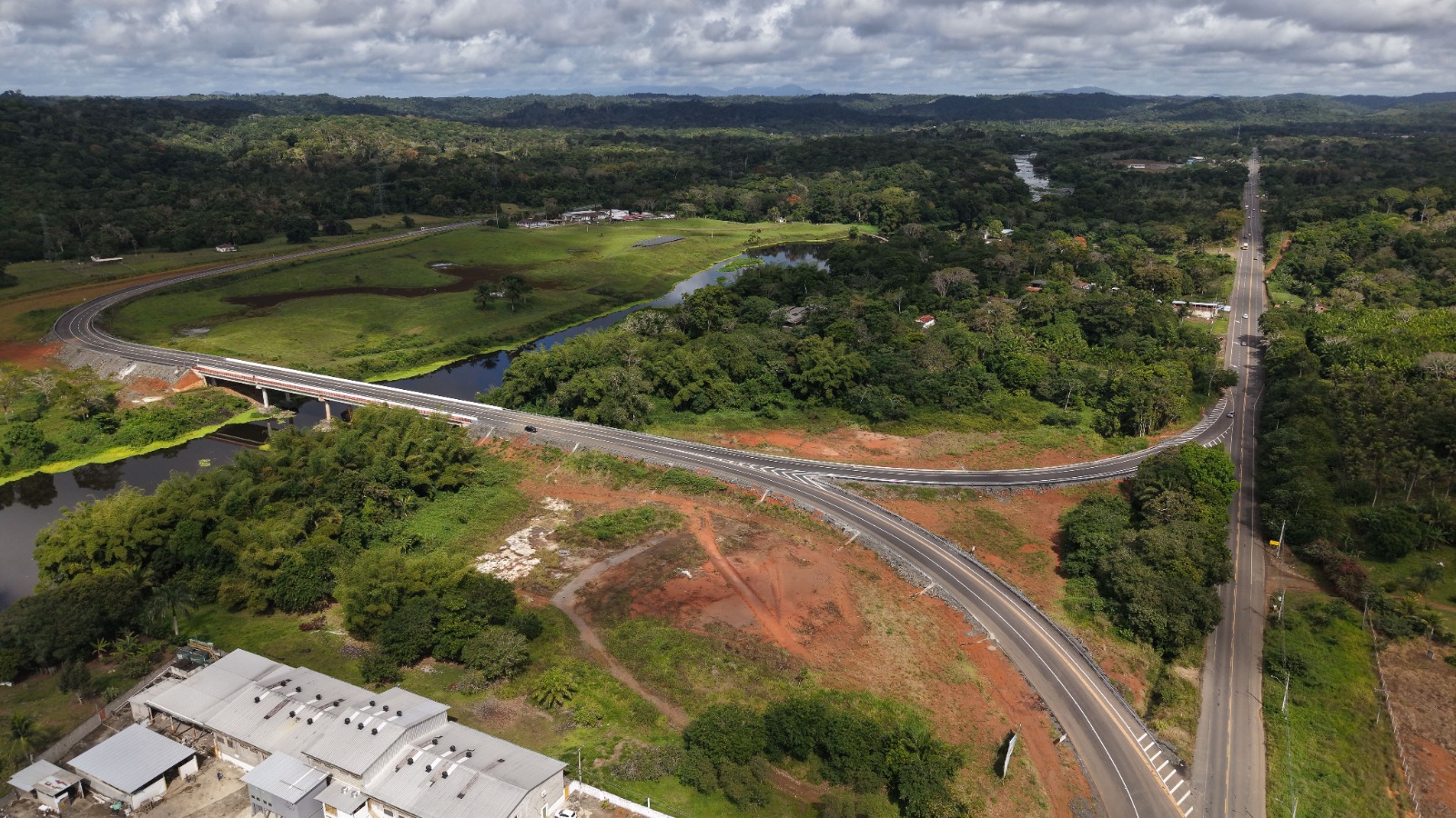 Seinfra altera circulação na BA-649 e mantém fluxo em dois sentidos na BR-415