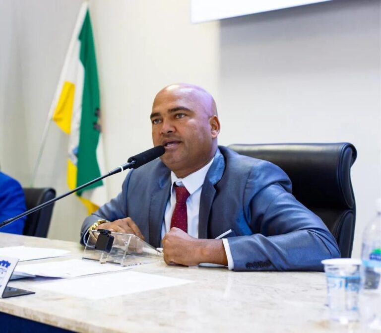 Câmara de Mata de São João gasta quase R$ 900 mil com viagens de…