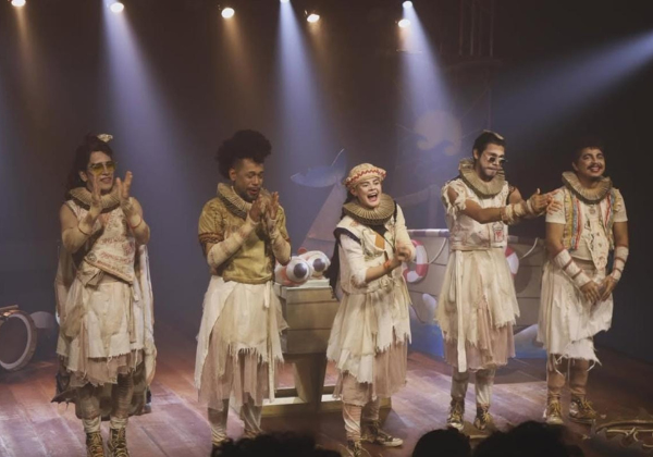 Musical premiado lota sessões e segue em cartaz na CAIXA Cultural Salvador