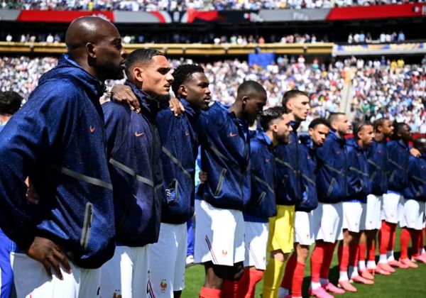 Fifa confirma minuto de silêncio antes de semifinal em homenagem às vítimas de atentado em Nice