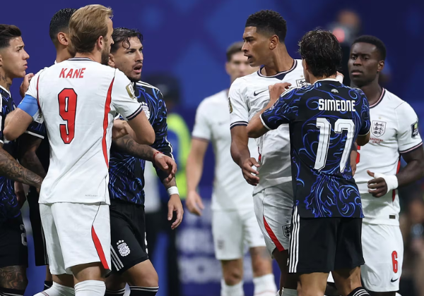 Com show de Messi, Argentina busca virada heroica contra Inglaterra e vai à final da Copa