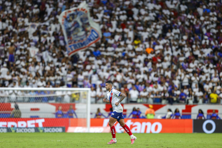 Bahia x Corinthians: onde assistir, prováveis escalações e arbitragem
