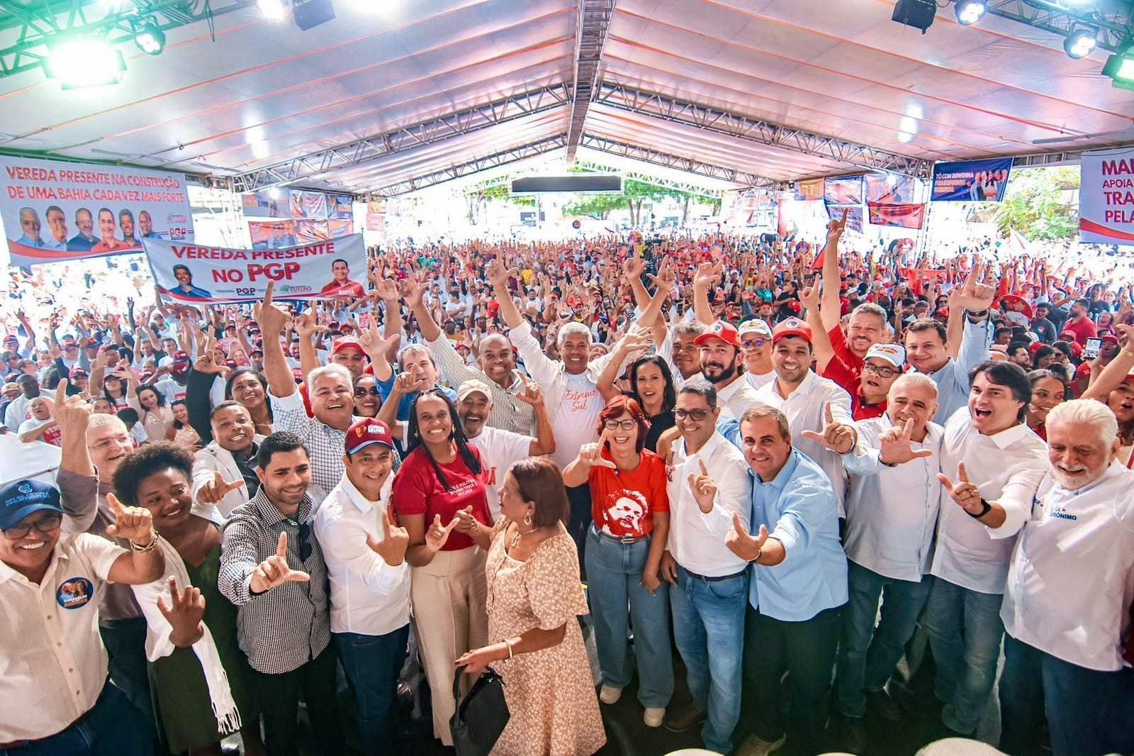 Plenária do PGP reúne mais de 5 mil pessoas em Teixeira de Freitas