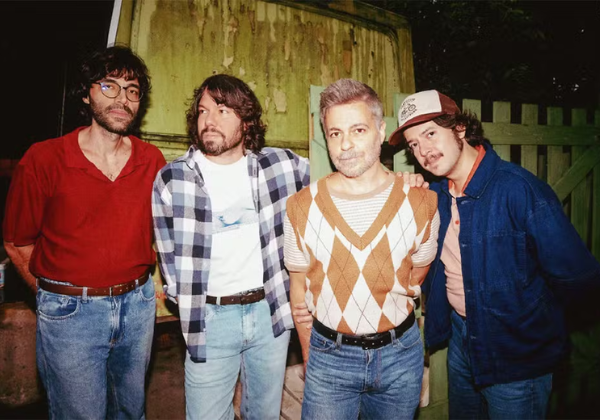 Maglore anuncia novo álbum com onze faixas inéditas