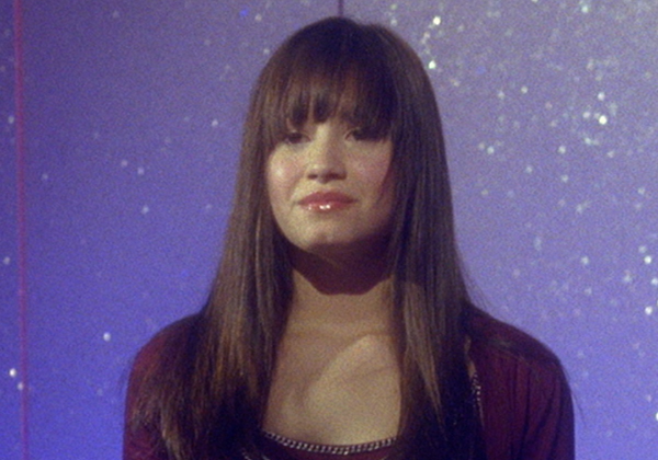 Demi Lovato retorna a Camp Rock após 16 anos; veja o trailer