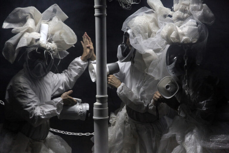 Espetáculo celebra 20 anos do Oco Teatro Laboratório