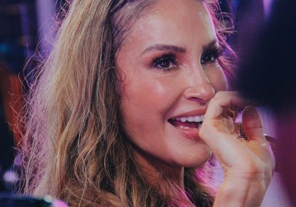 Claudia Leitte celebra axé music com participações especiais no Fortal 2026