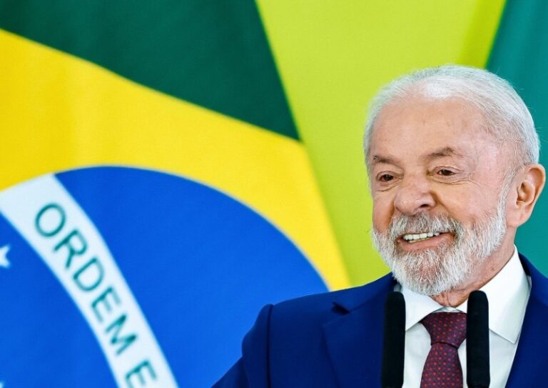 Federação PSOL-Rede oficializa apoio à candidatura de Lula à…