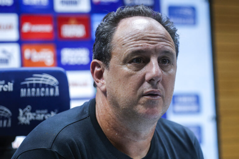 Rogério Ceni exalta zagueiro do Bahia após empate com o Fluminense