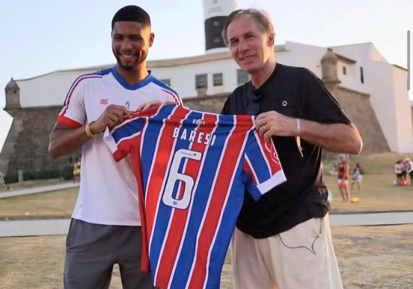 Bahia lamenta morte de Baresi e relembra encontro do ídolo em Salvador