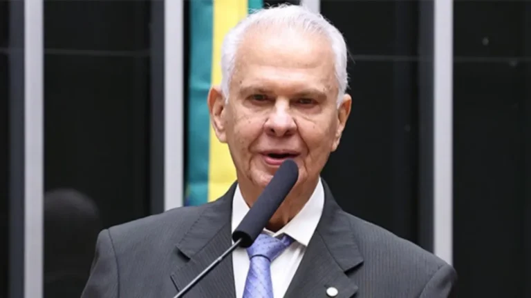 Justiça intima DC a comprovar filiação de José Carlos Araújo após…