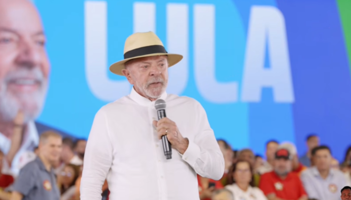 Lula critica gestão de Salvador e diz que PT precisa governar capital baiana