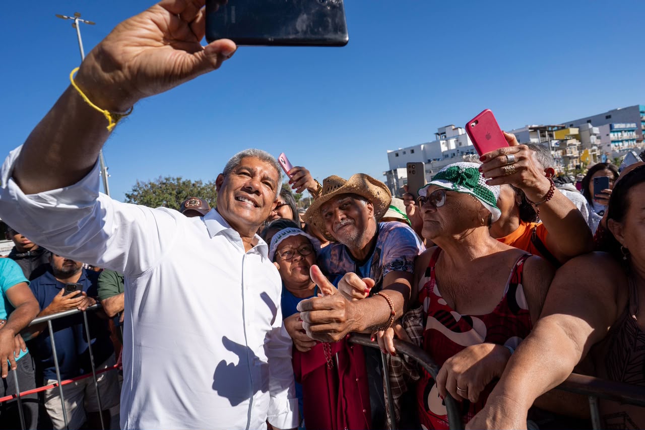 Jerônimo acompanha celebração da Romaria do Bom Jesus da Lapa: ‘Vim agradecer’