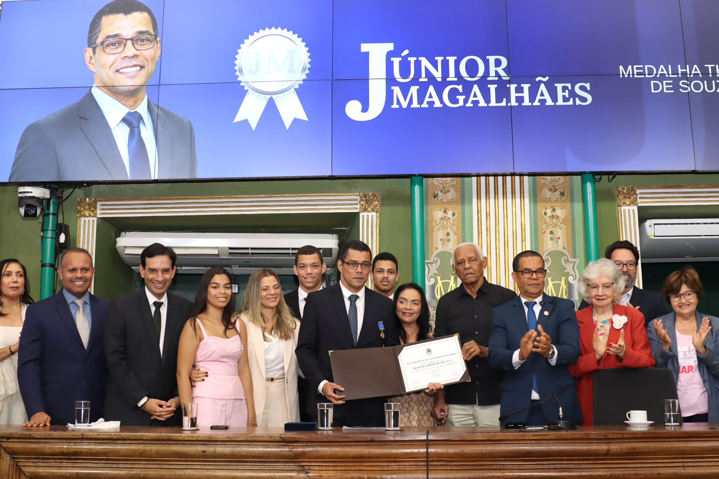 Júnior Magalhães recebe Medalha Thomé de Souza da Câmara Salvador