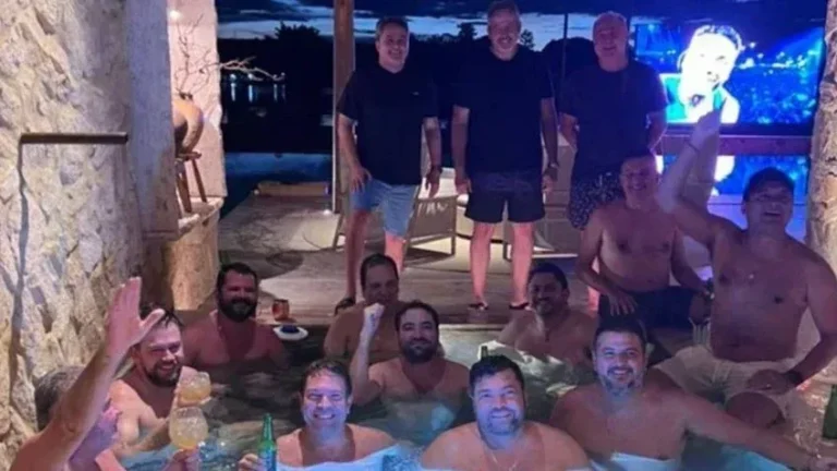 ‘Não falo de minha vida pessoal’, diz Elmar sobre foto