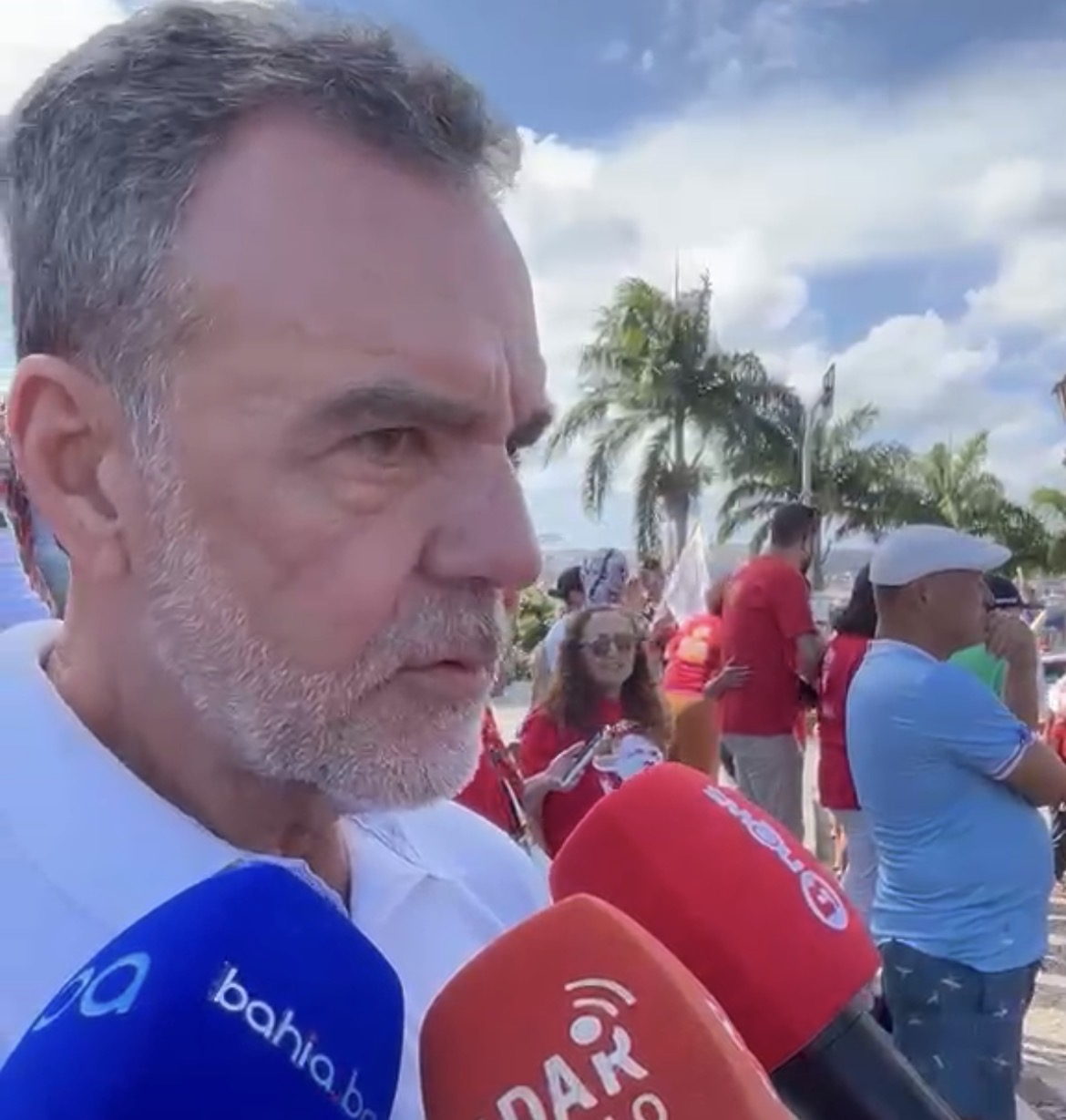 Daniel Almeida defende mudança de perfil político no Congresso