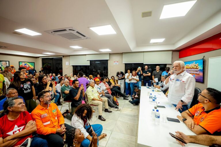 Wagner celebra avanço da PEC 6×1 e exalta ‘grito das ruas’