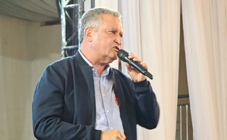 Rui destaca regionalização da saúde na Bahia, em Tucano