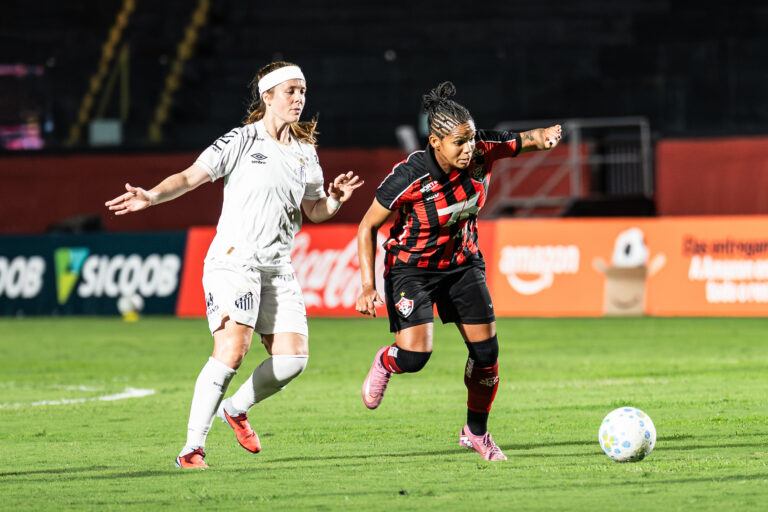 Vitória perde para o Santos e é rebaixado no Brasileirão Feminino