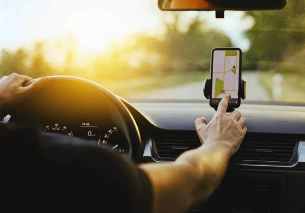 MPT aciona Uber por taxa a motoristas e pede R$ 321 milhões