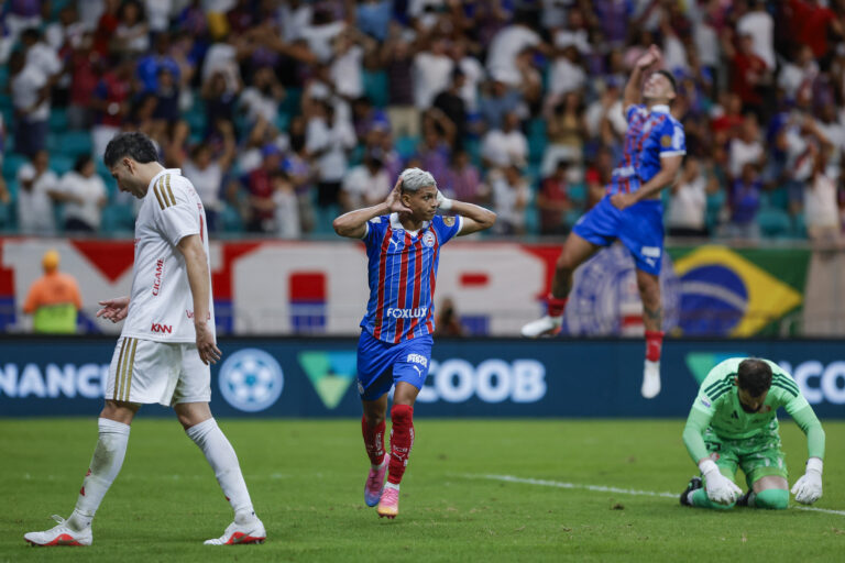 Bahia vira sobre o Inter na Fonte Nova e fica a dois pontos do G-4