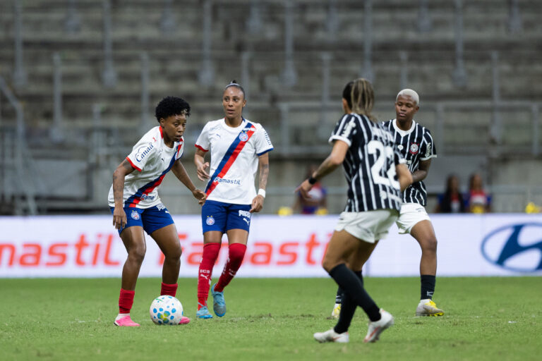 Bahia perde para o Corinthians na primeira semifinal do Brasileirão
