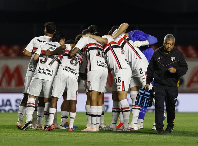 São Paulo tem retorno de ídolo para enfrentar o Vitória