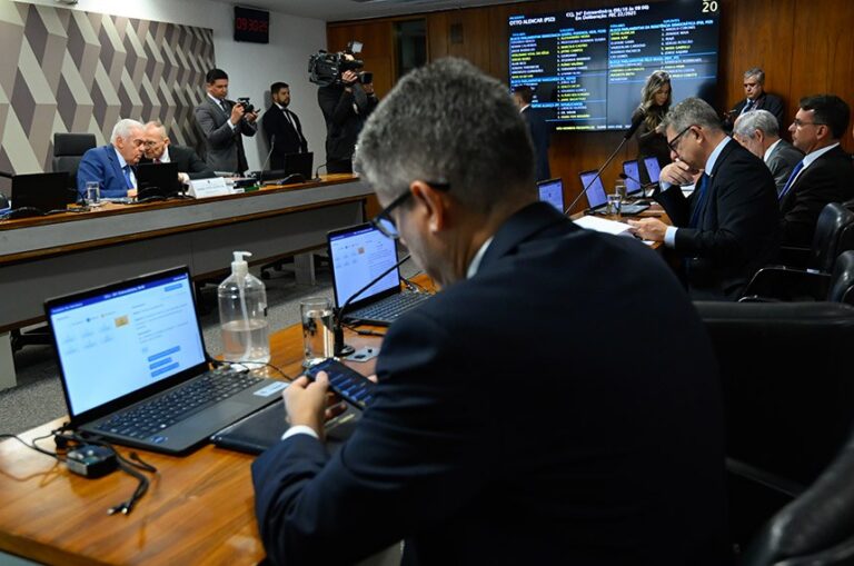 PEC da Segurança: CCJ pode concluir votação nesta quarta-feira