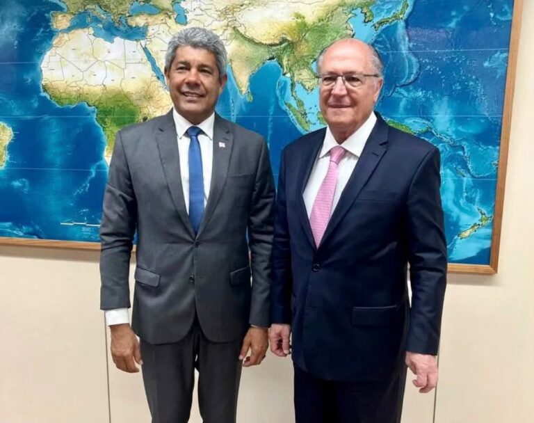 Alckmin desembarca em Salvador para reunião com empresários e Jerônimo