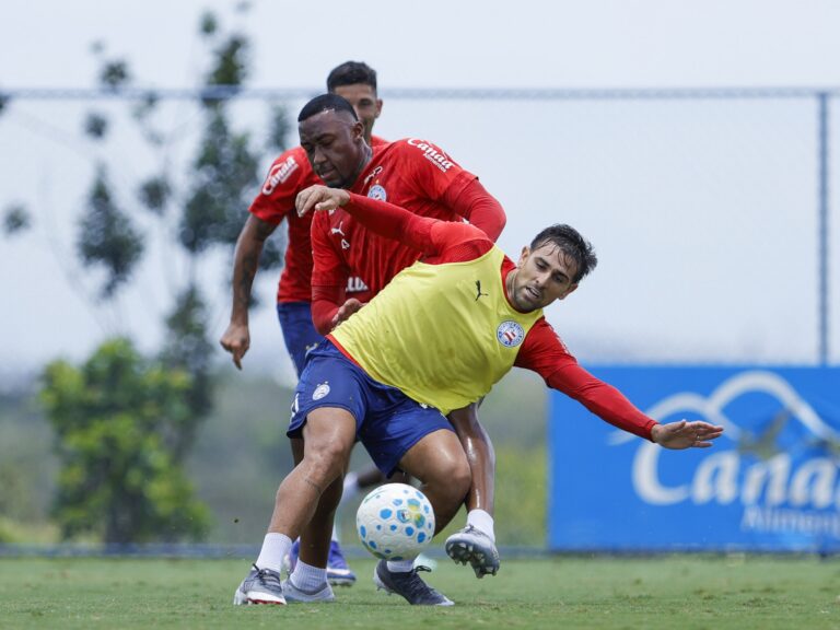 Jogadores do Bahia durante treino no CT Evaristo de Macedo
